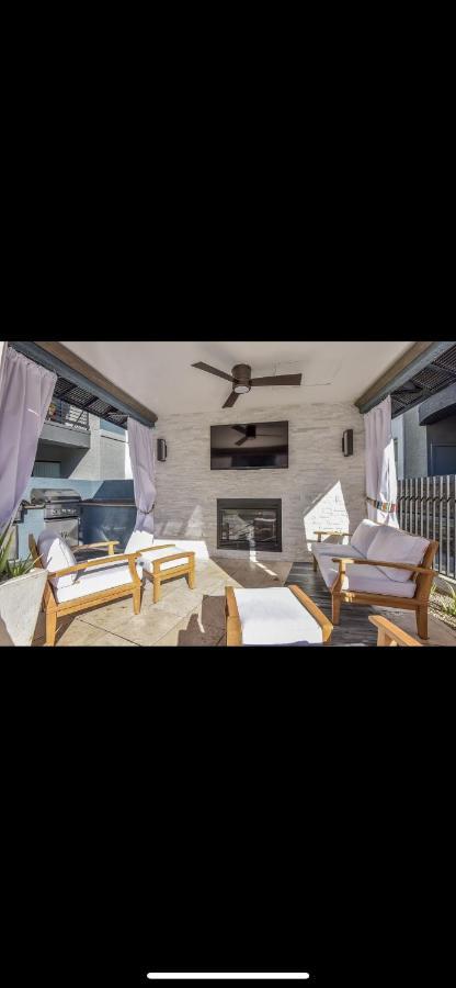 Luxury Mountain View 2Br With Balcony Located In Scottsdale Apartamento Exterior foto