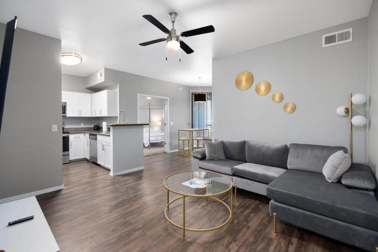 Luxury Mountain View 2Br With Balcony Located In Scottsdale Apartamento Exterior foto